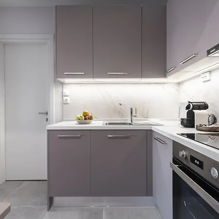 Damon's - 2 Bedrooms Apartment Thessaloniki