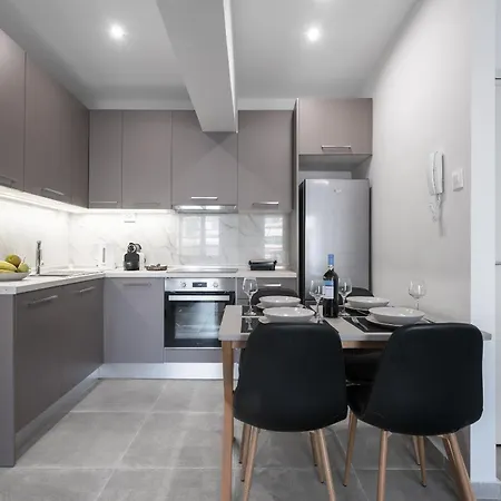 Damon's - 2 Bedrooms Thessaloniki