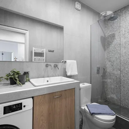 Damon's - 2 Bedrooms * Thessaloniki